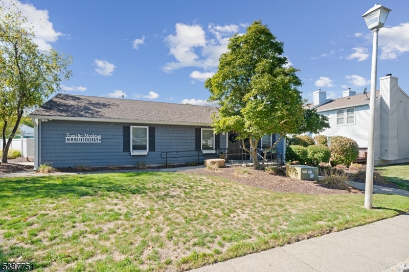 Franklin Meadows - Residential