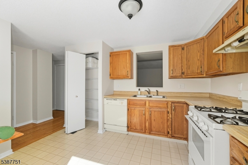 Franklin Meadows - Residential