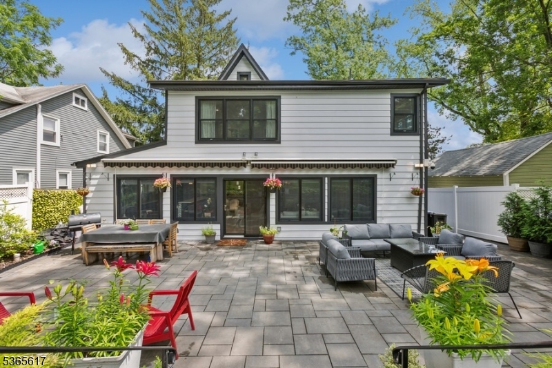 West Orange Twp., New Jersey 07052, United States, 4 Bedrooms Bedrooms, ,4 BathroomsBathrooms,Residential,Coming Soon,156198