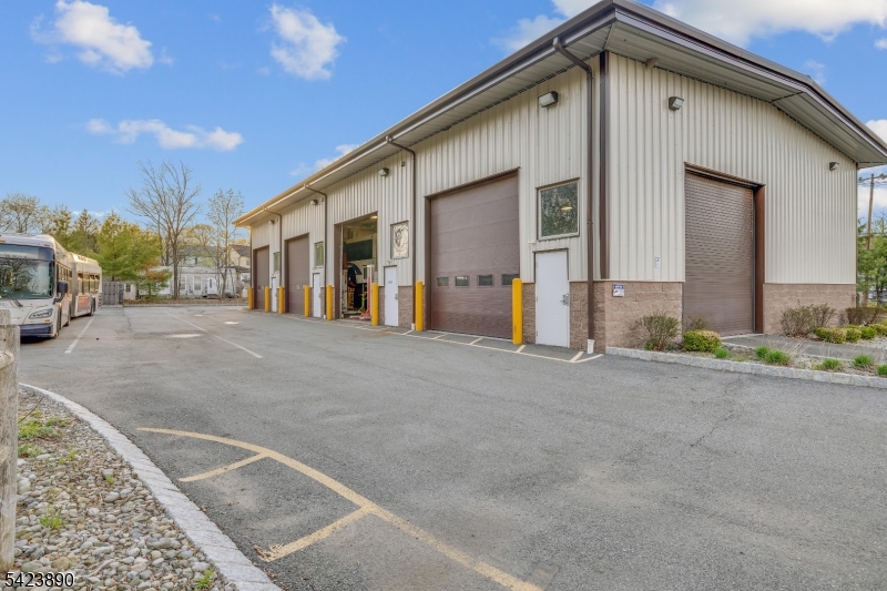 Allen St - Commercial Sale