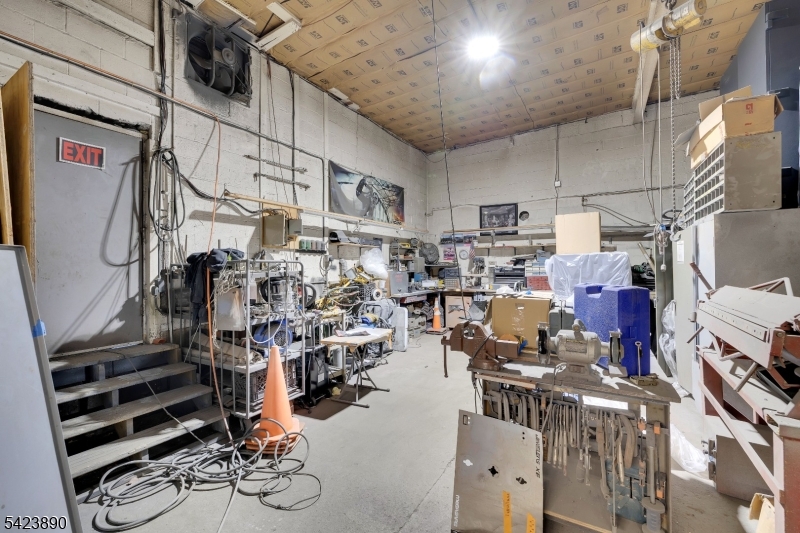 Allen St - Commercial Sale