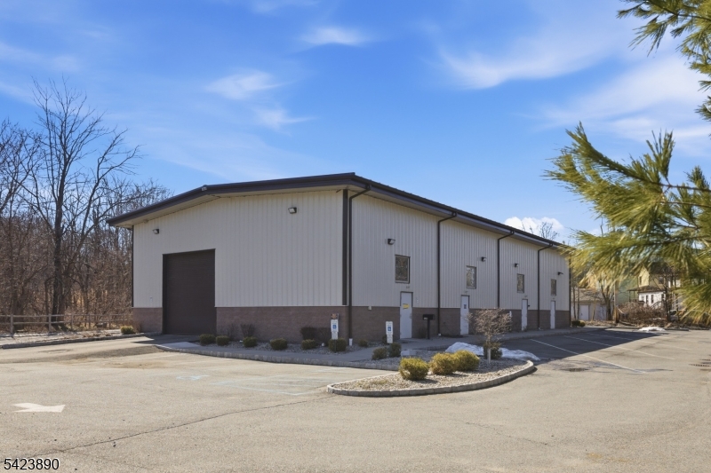 Allen St - Commercial Sale