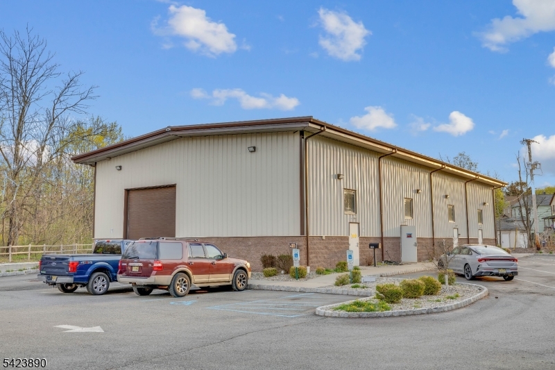 Allen St - Commercial Sale