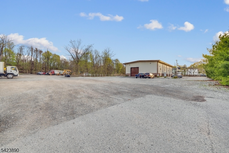 Allen St - Commercial Sale