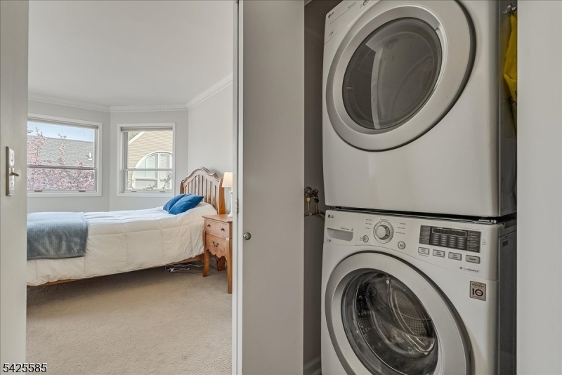 Franklin Corners - Residential