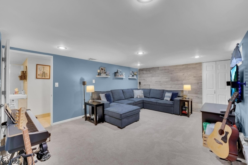 Heights - Residential