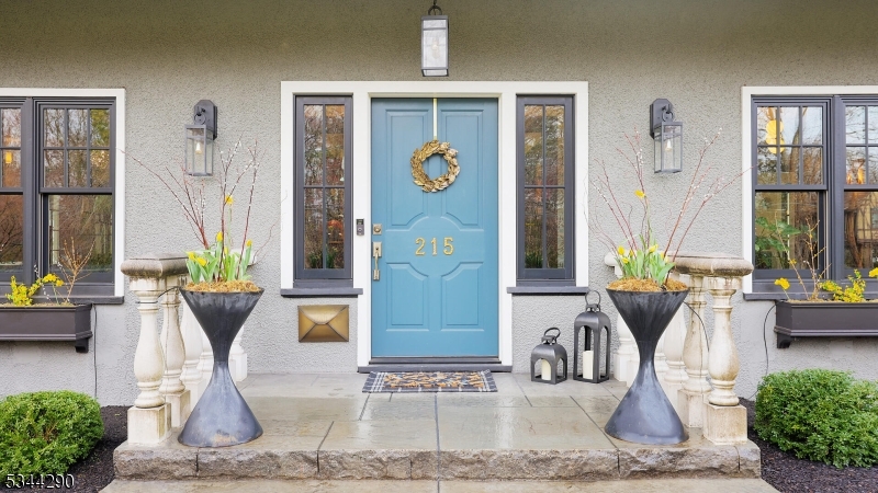 215 Orchard St