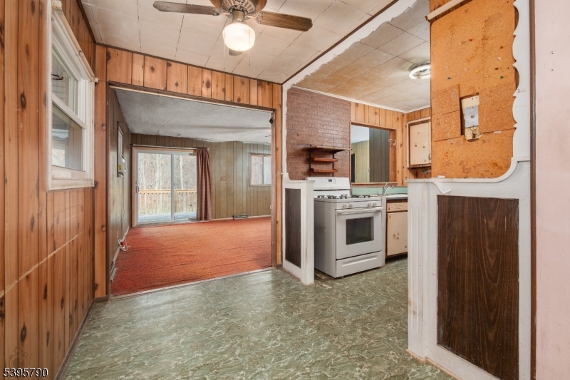 White Meadow Lake - Residential