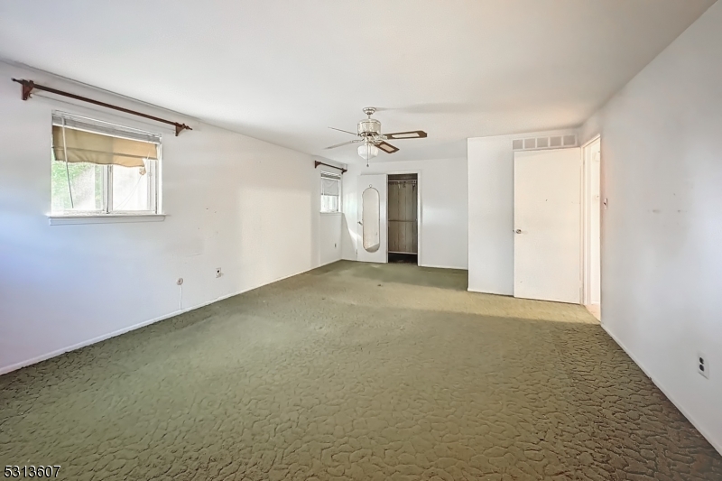 Tenby Chase - Residential