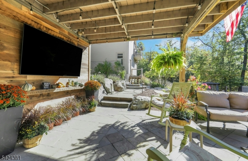 Pines Lake Community - Residential