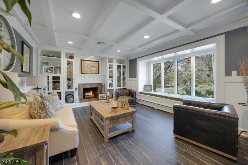 Pines Lake Community - Residential