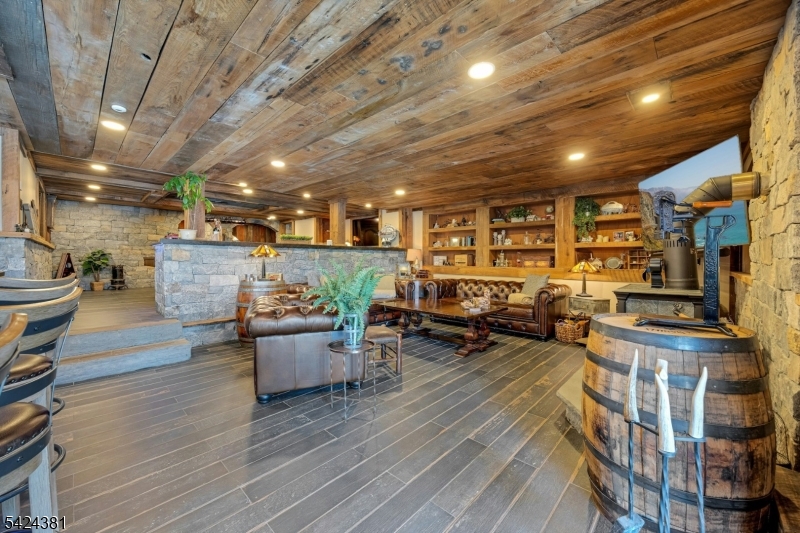 Pines Lake Community - Residential