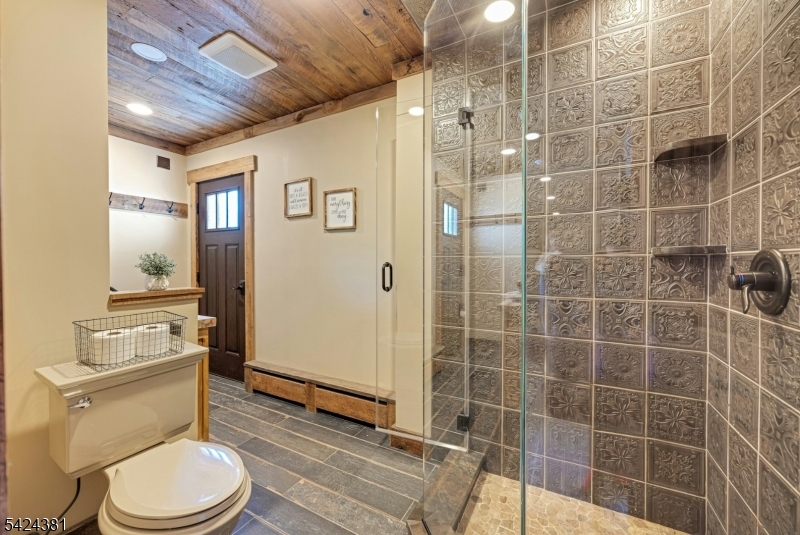 Pines Lake Community - Residential