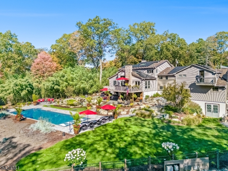 Pines Lake Community - Residential