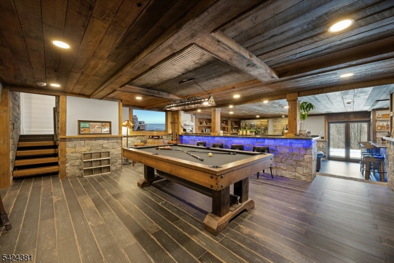 Pines Lake Community - Residential