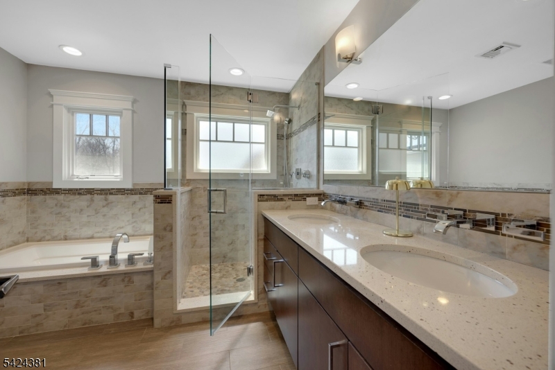 Pines Lake Community - Residential