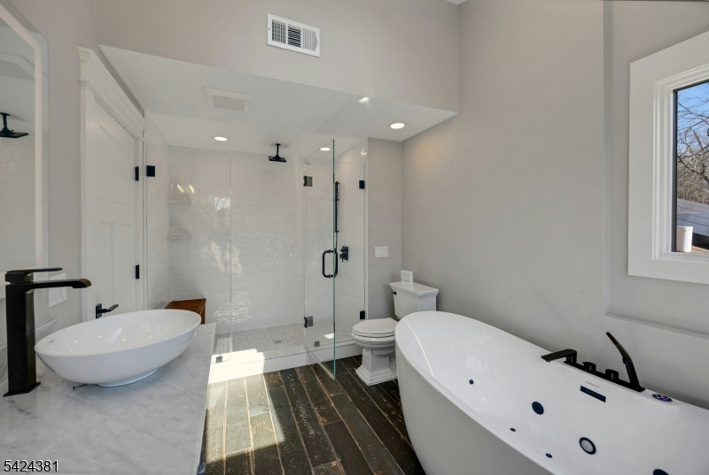 Pines Lake Community - Residential