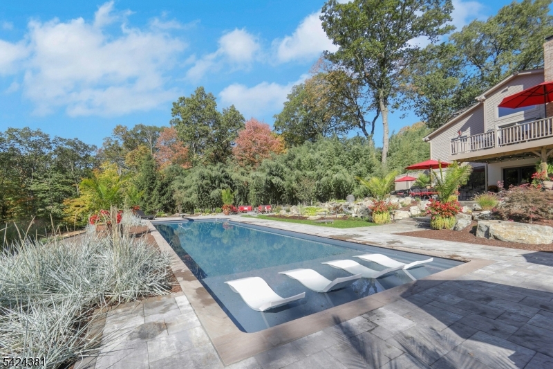 Pines Lake Community - Residential