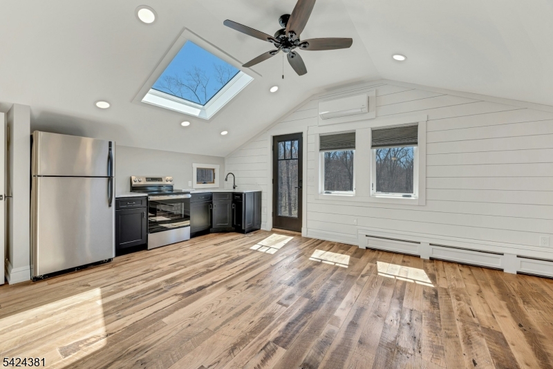 Pines Lake Community - Residential