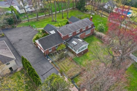 15 Ridgeway Ave, West Orange Twp., NJ 07052 - #: 3956708