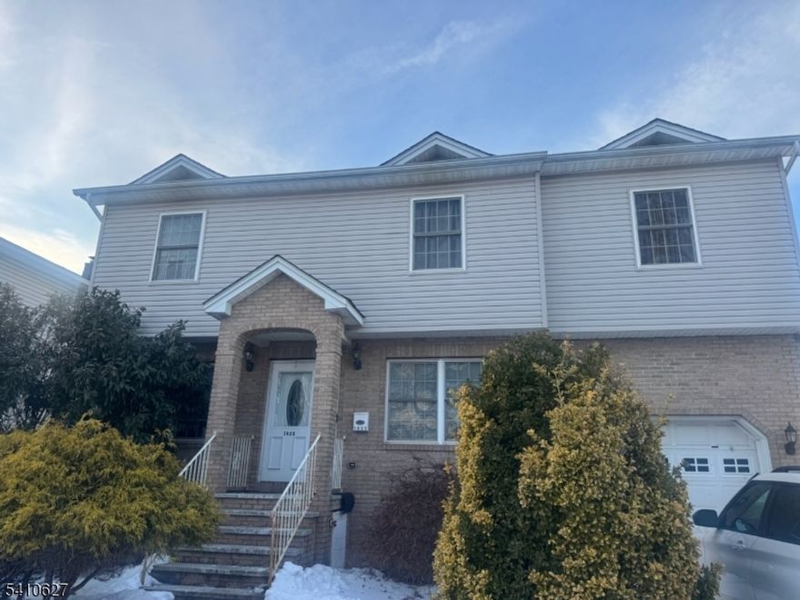 Please do not visit the property without a confirmed appointment or walk around the premises without prior authorization. The property is being sold as is condition, needs update. Buyer is responsible for Smoke and CO. This is a short sale, buyer needs to pay $10k short sale negotiation fee.