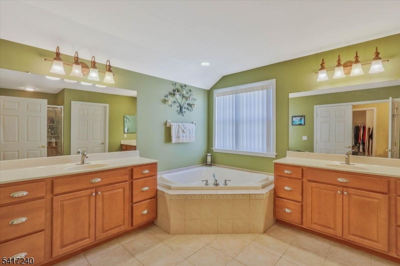 Water's Edge - Residential