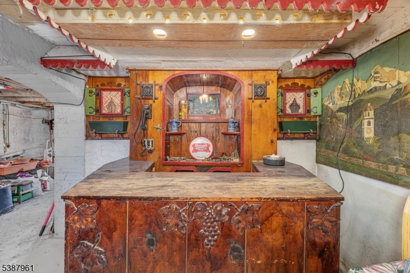 Beautiful Highland Lakes - Residential