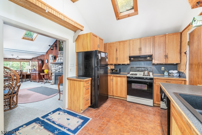 Beautiful Highland Lakes - Residential