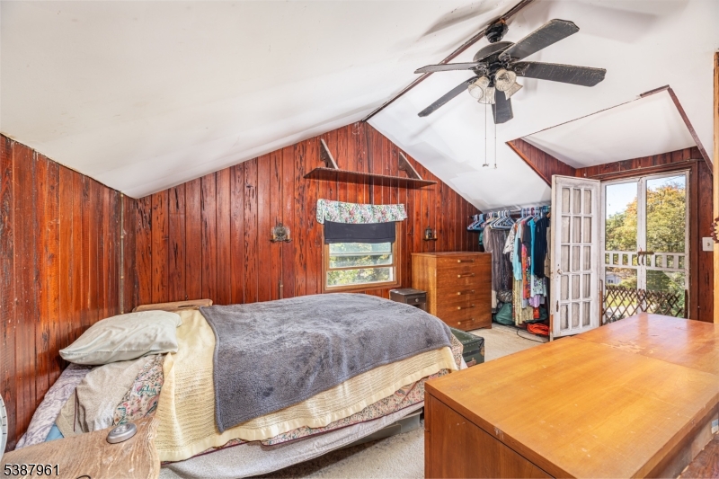 Beautiful Highland Lakes - Residential