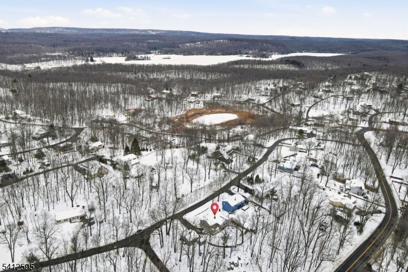 BARRY LAKES - Residential