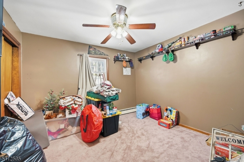 BARRY LAKES - Residential