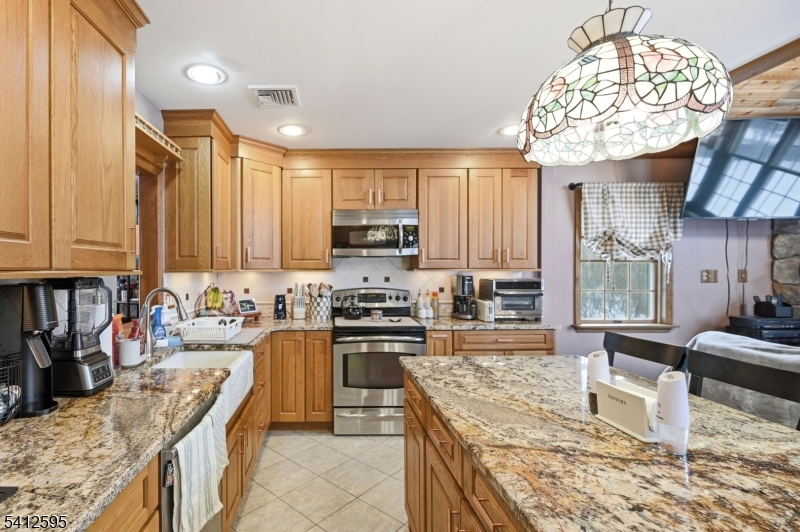 BARRY LAKES - Residential