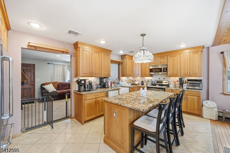 BARRY LAKES - Residential