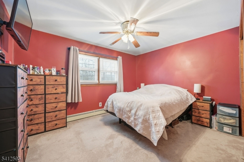 BARRY LAKES - Residential