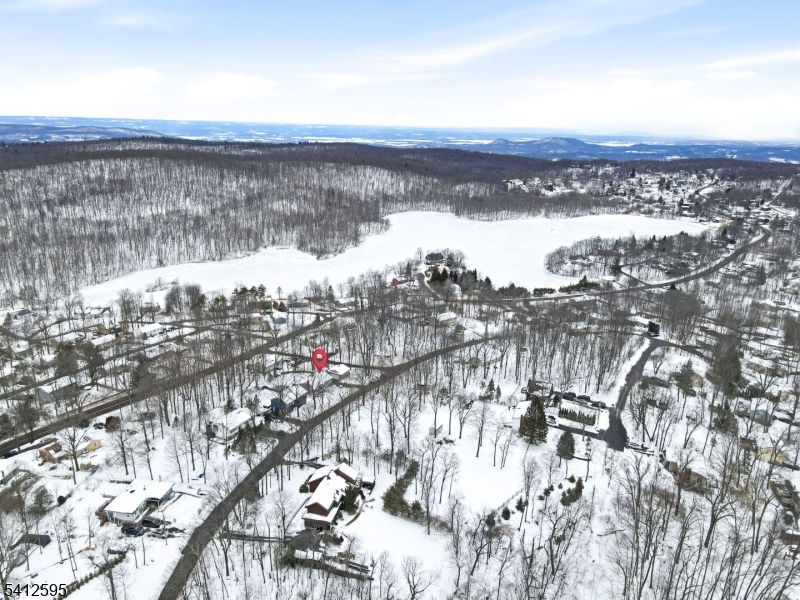 BARRY LAKES - Residential