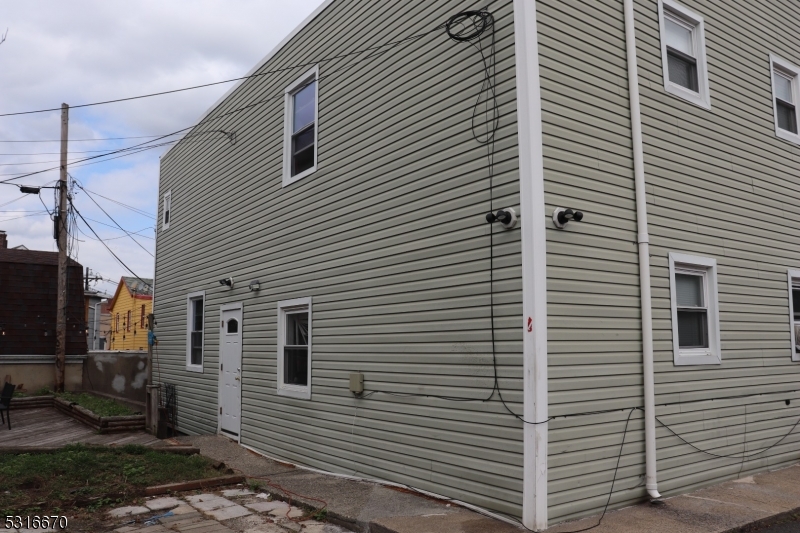 Bloomfield Center - Commercial Sale