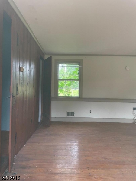 Whitehouse Station - Residential