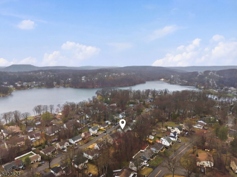 WHITE MEADOW LAKE - Residential