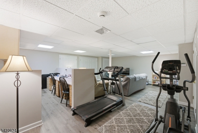 WHITE MEADOW LAKE - Residential