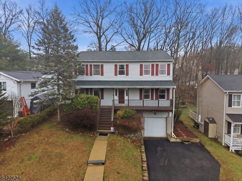 WHITE MEADOW LAKE - Residential