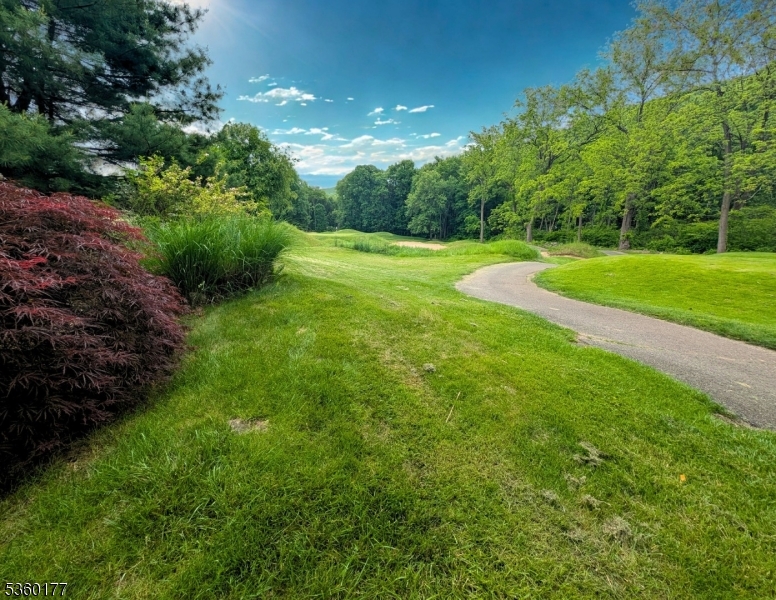 Hardyston Twp., New Jersey 07419, United States, 3 Bedrooms Bedrooms, ,3 BathroomsBathrooms,Residential,Active,137714