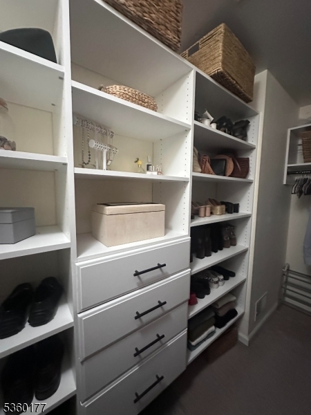 Hardyston Twp., New Jersey 07419, United States, 3 Bedrooms Bedrooms, ,3 BathroomsBathrooms,Residential,Active,137714