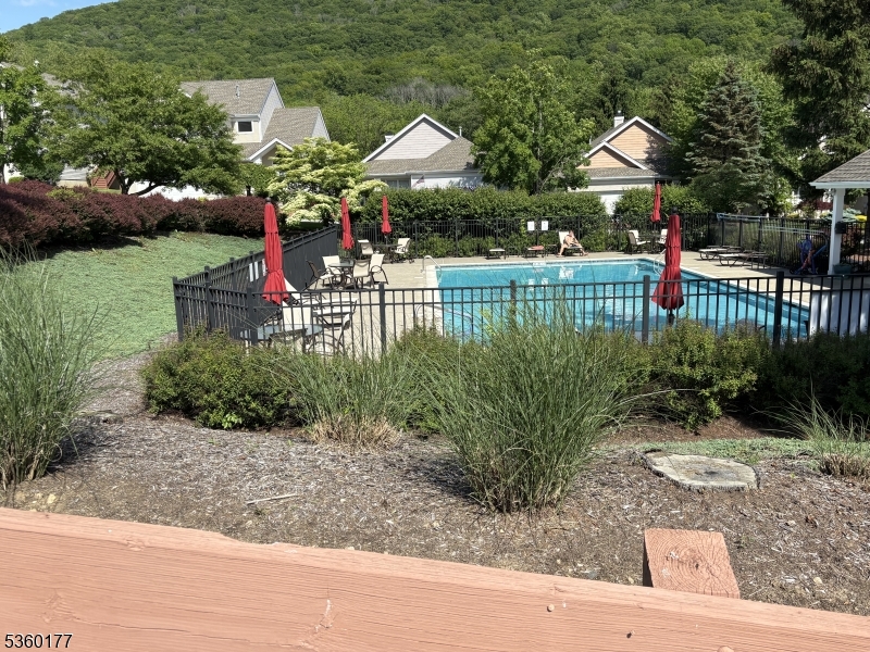 Hardyston Twp., New Jersey 07419, United States, 3 Bedrooms Bedrooms, ,3 BathroomsBathrooms,Residential,Active,137714