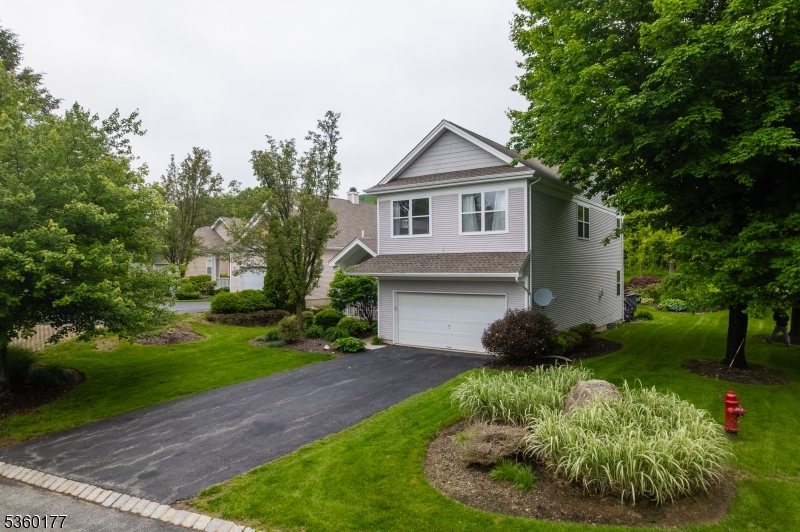 Hardyston Twp., New Jersey 07419, United States, 3 Bedrooms Bedrooms, ,3 BathroomsBathrooms,Residential,Active,137714