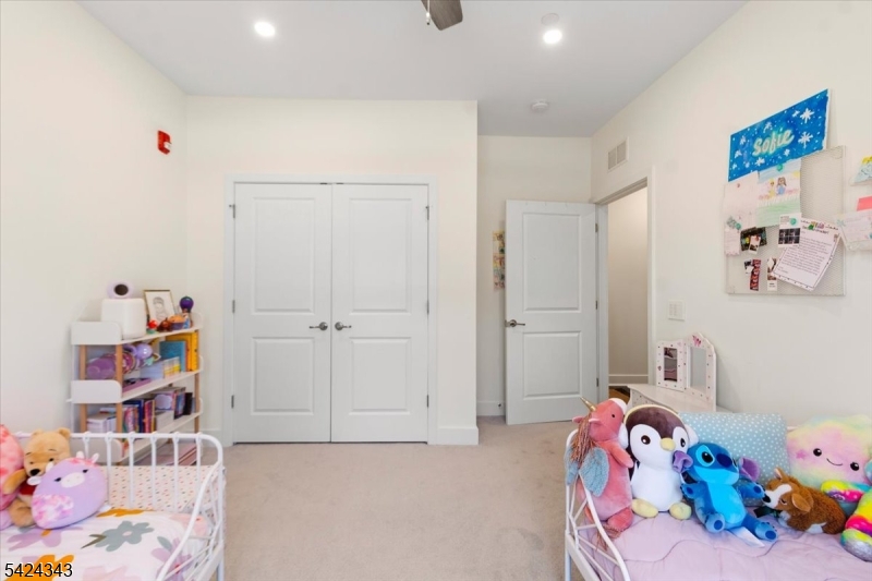 Collection at Morris Plains - Residential