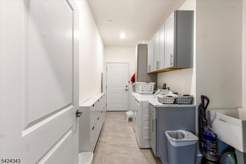 Collection at Morris Plains - Residential