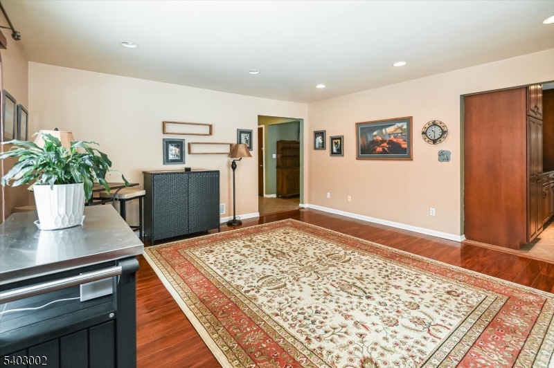 Pines Lake - Residential