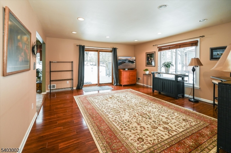 Pines Lake - Residential