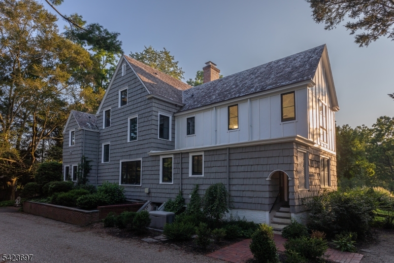 New Vernon - Residential