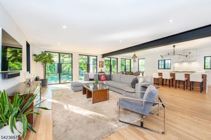 New Vernon - Residential